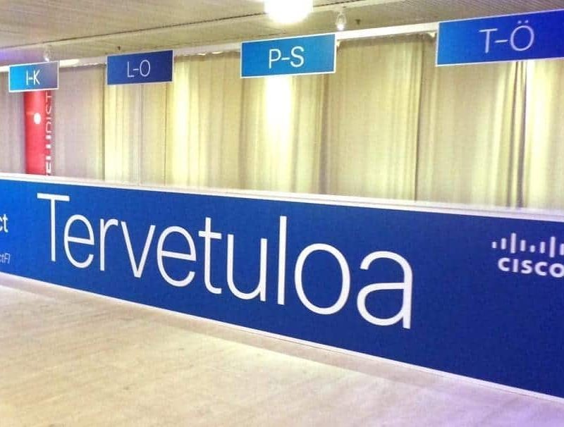 Rekisteröintitiski brändätty, 3 kokoa