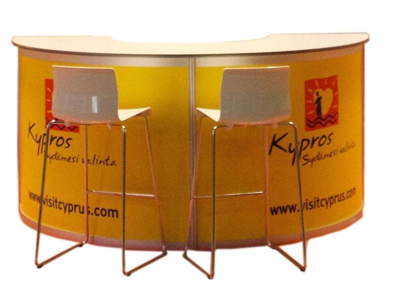 Curved counter